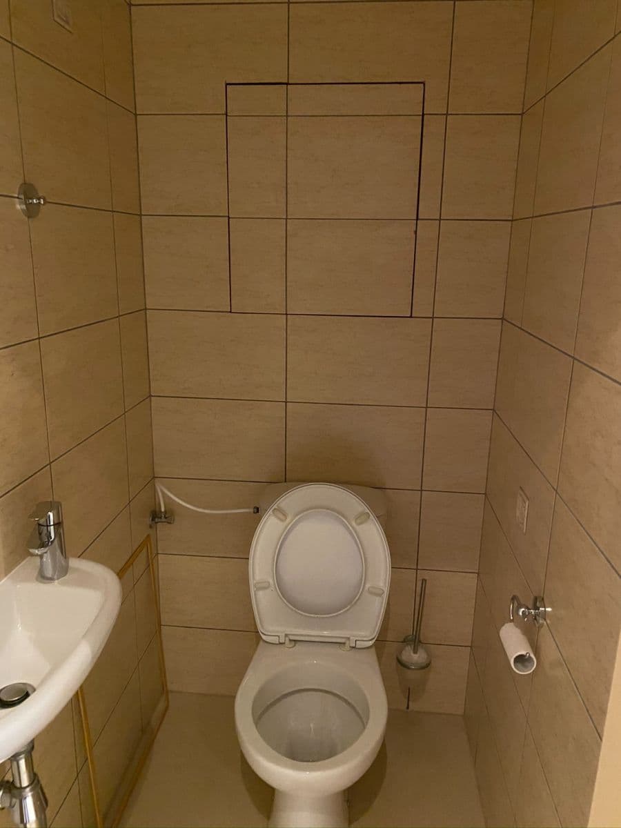 Pronájem bytu 2+1 87 m², Za Poštou, Praha, Praha Pronájem bytu 2+1 87 m², Za Poštou, Praha, Praha
