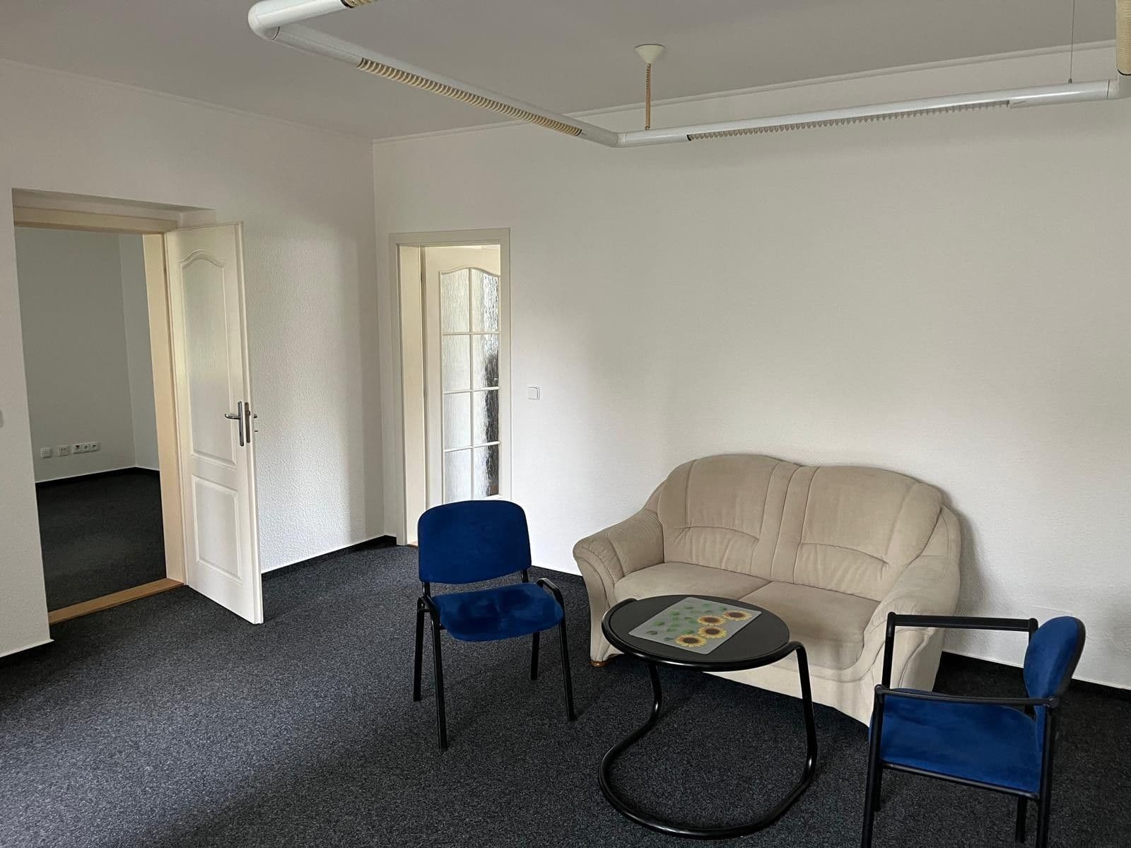 Pronájem kanceláře 75 m², Ústecká, Praha, Praha Pronájem kanceláře 75 m², Ústecká, Praha, Praha