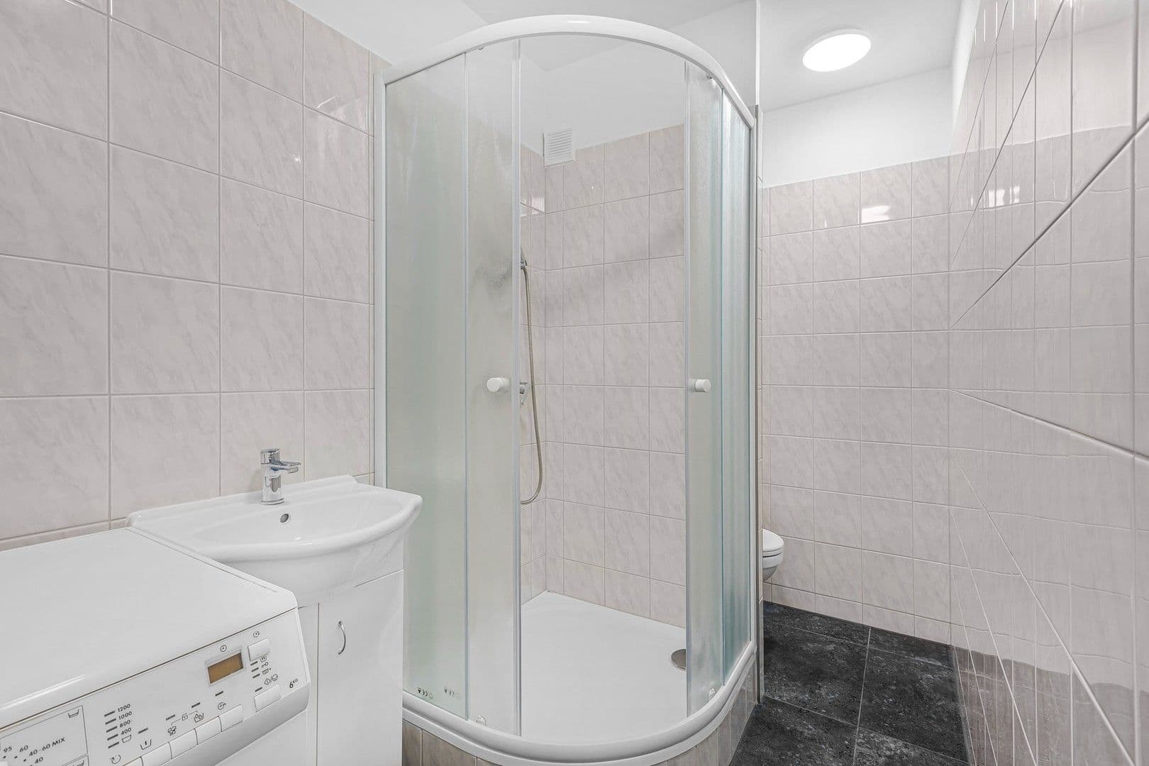 Pronájem bytu 2+kk 32 m², Jílovská, Praha, Praha Pronájem bytu 2+kk 32 m², Jílovská, Praha, Praha