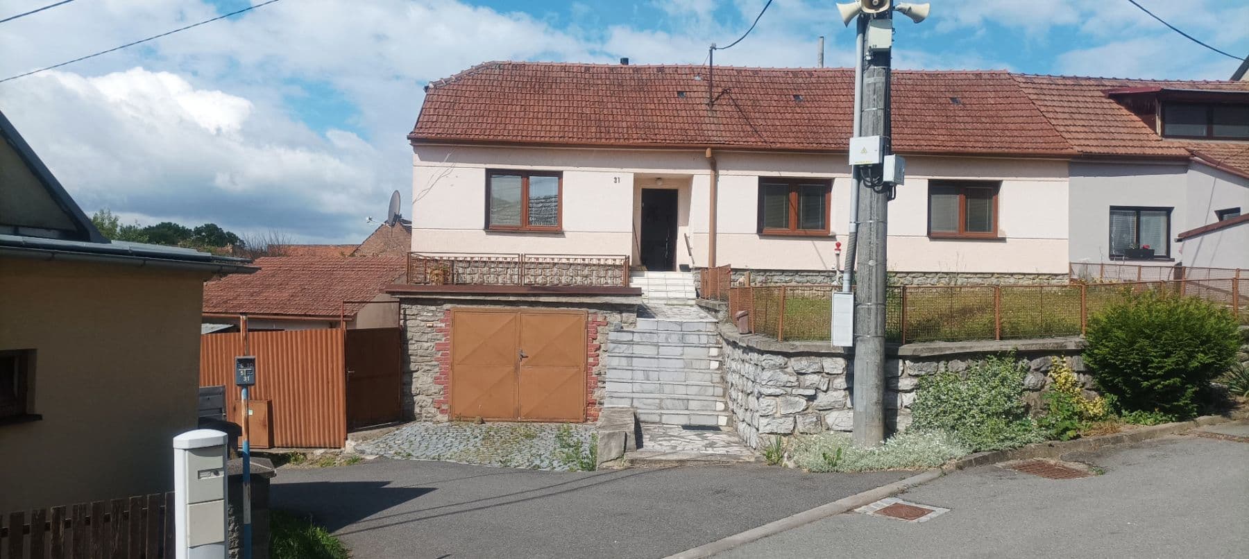 Prodej domu 163 m², pozemek 345 m², Březina, Jihomoravský kraj Prodej domu 163 m², pozemek 345 m², Březina, Jihomoravský kraj