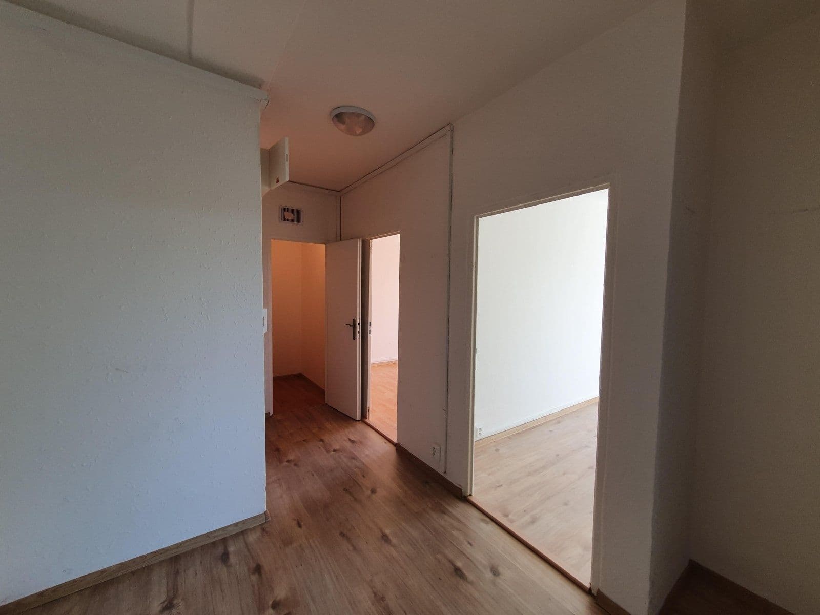 Pronájem bytu 3+1 68 m², Energetiků, Orlová, Moravskoslezský kraj Pronájem bytu 3+1 68 m², Energetiků, Orlová, Moravskoslezský kraj