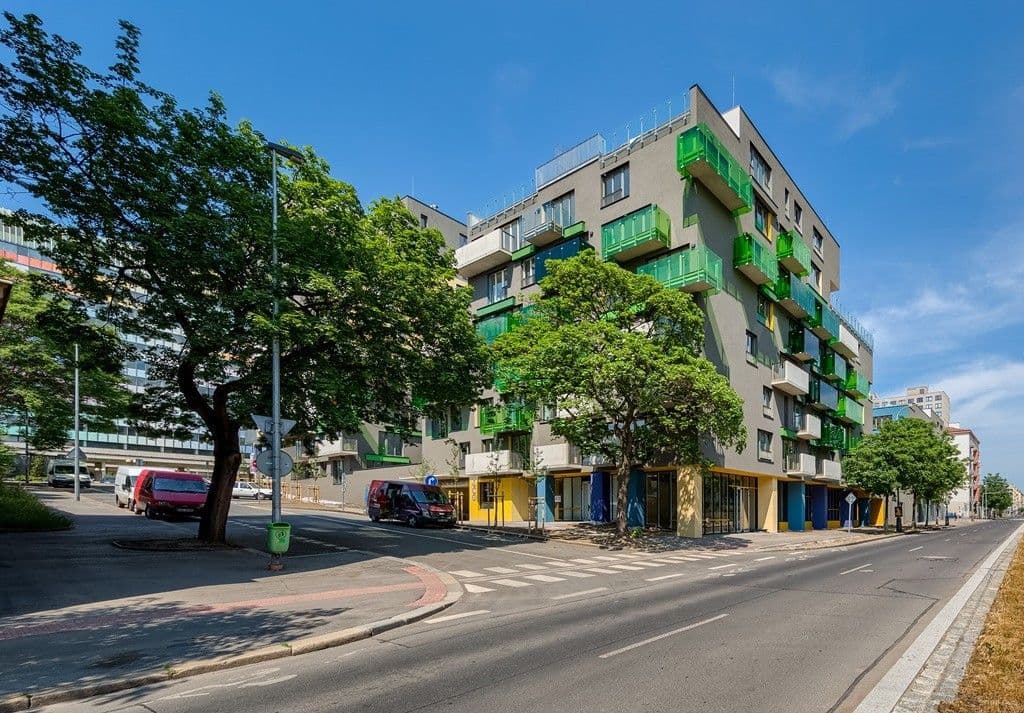 Pronájem bytu 1+kk 35 m², Altajská, Praha, Praha Pronájem bytu 1+kk 35 m², Altajská, Praha, Praha