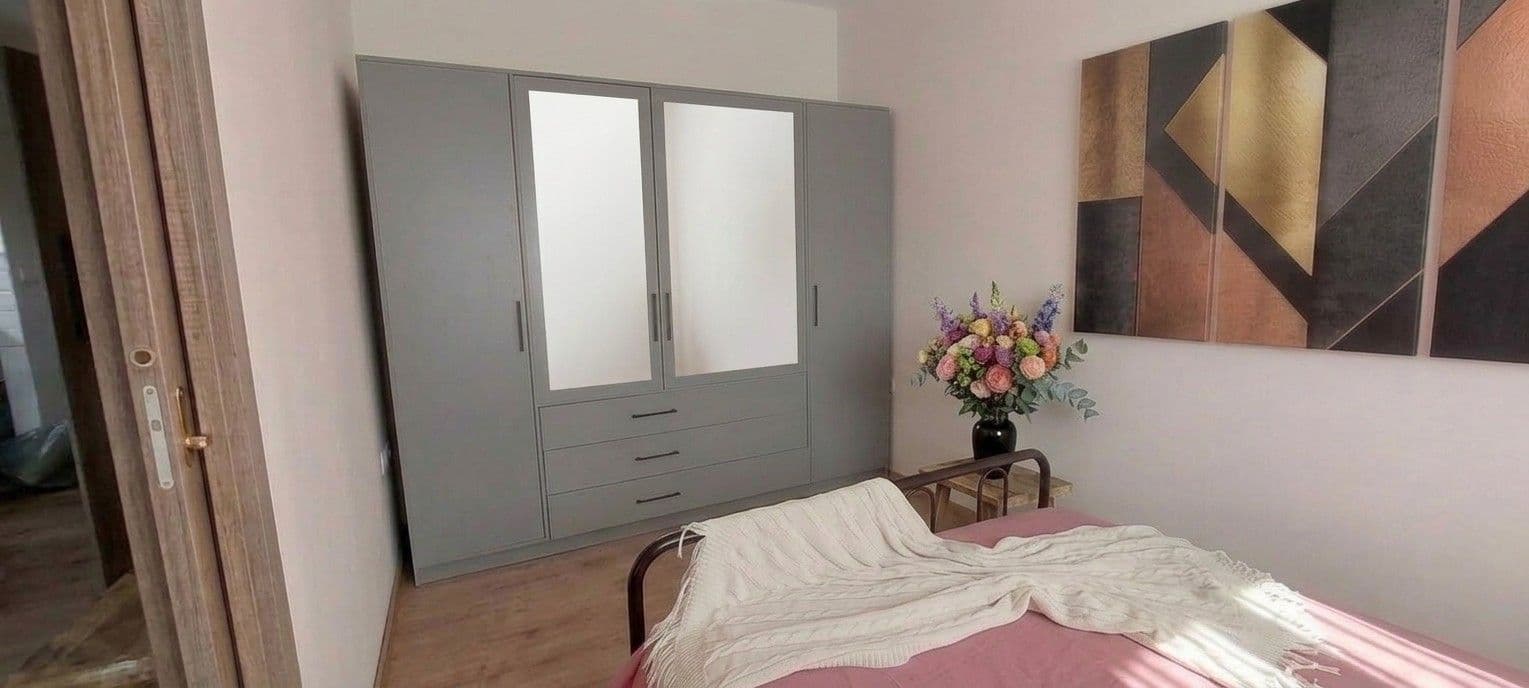 Pronájem bytu 2+1 43 m², Kozia, Bratislava - mestská časť Staré Mesto, Bratislavský kraj Pronájem bytu 2+1 43 m², Kozia, Bratislava - mestská časť Staré Mesto, Bratislavský kraj