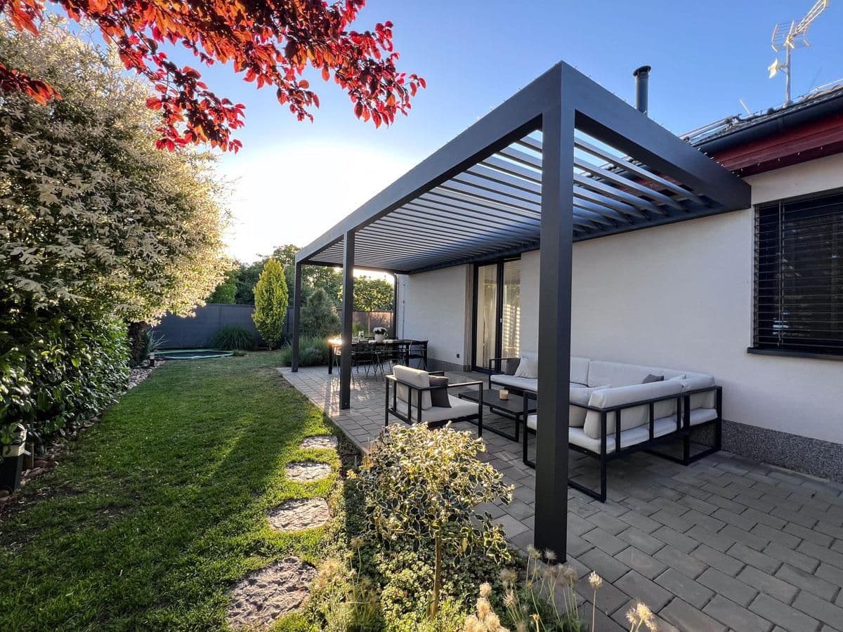 Prodej domu 173 m², pozemek 682 m², Jelení, Postřižín, Středočeský kraj Prodej domu 173 m², pozemek 682 m², Jelení, Postřižín, Středočeský kraj