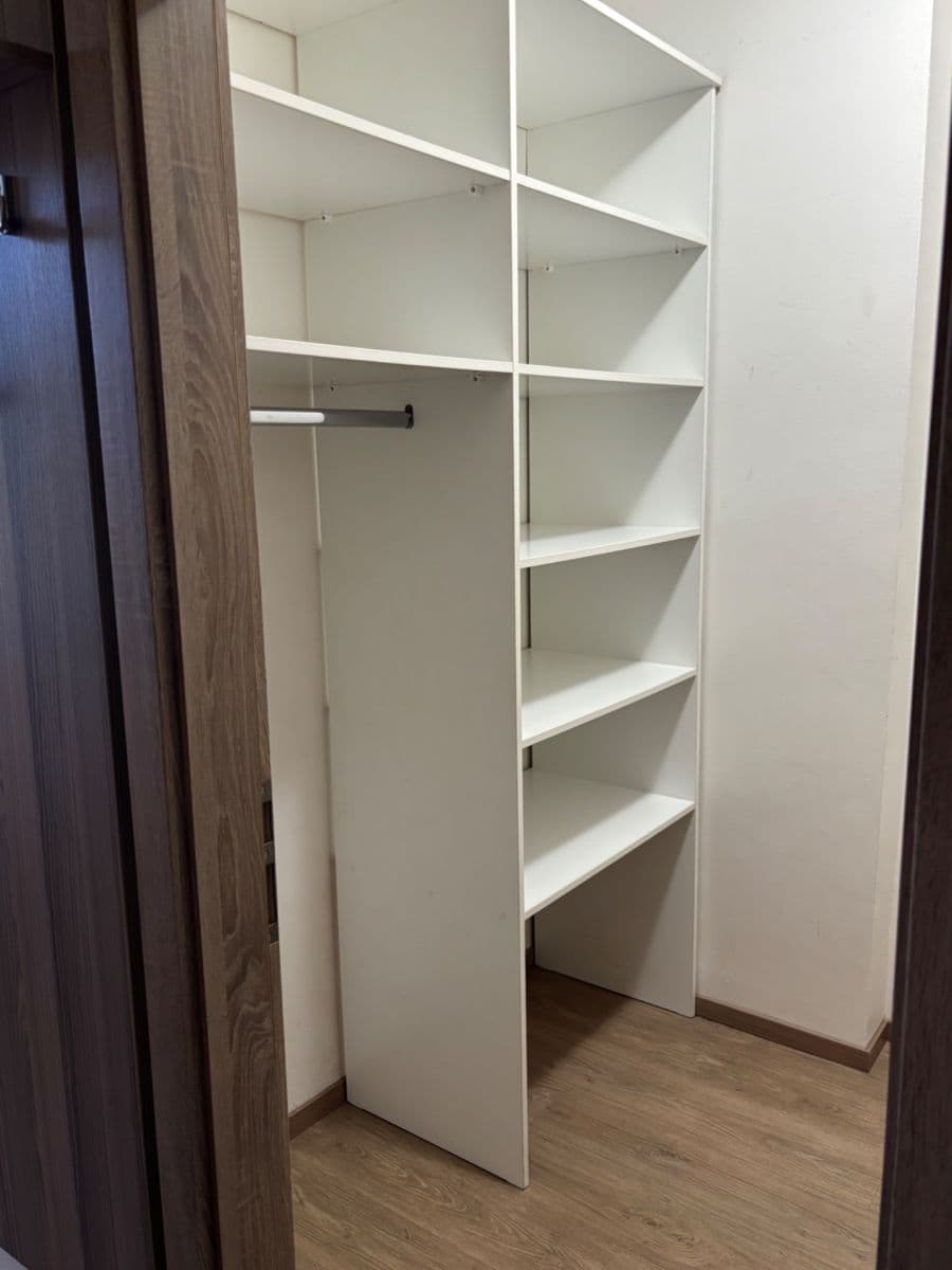 Pronájem bytu 1+1 48 m², Dostihová, Slušovice, Zlínský kraj Pronájem bytu 1+1 48 m², Dostihová, Slušovice, Zlínský kraj