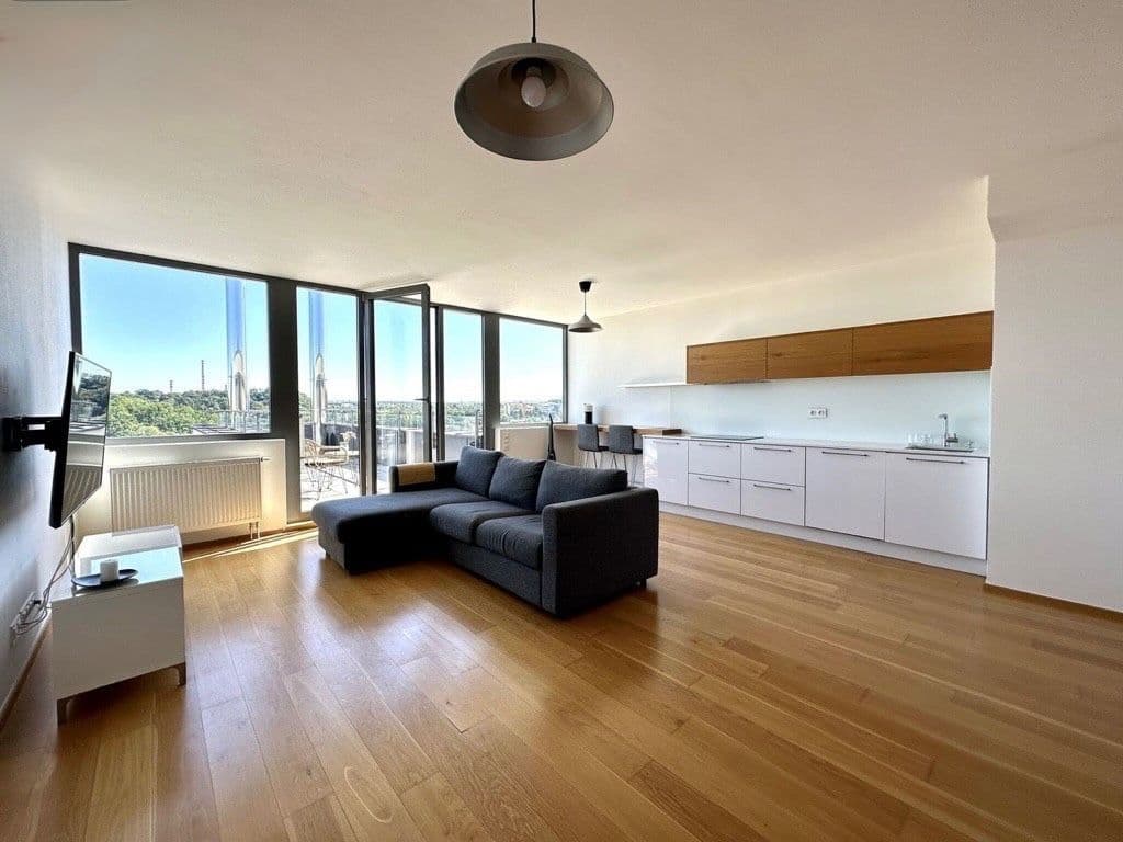Pronájem bytu 4+kk 88 m², Mezitraťová, Praha, Praha Pronájem bytu 4+kk 88 m², Mezitraťová, Praha, Praha