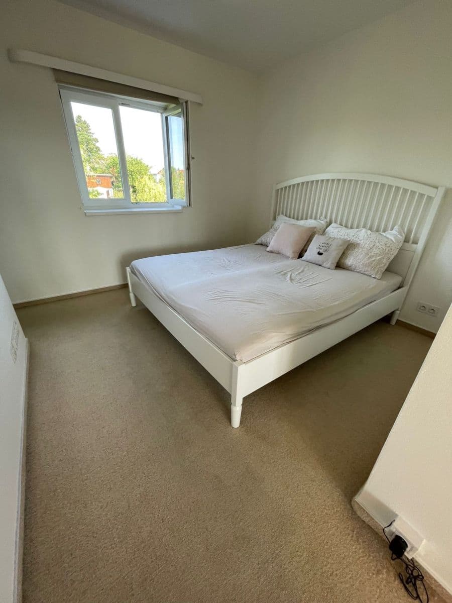 Pronájem bytu 4+kk 88 m², Mezitraťová, Praha, Praha Pronájem bytu 4+kk 88 m², Mezitraťová, Praha, Praha
