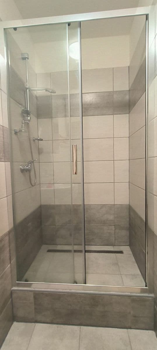 Pronájem bytu 1+1 42 m², Dolní náměstí, Olomouc, Olomoucký kraj Pronájem bytu 1+1 42 m², Dolní náměstí, Olomouc, Olomoucký kraj
