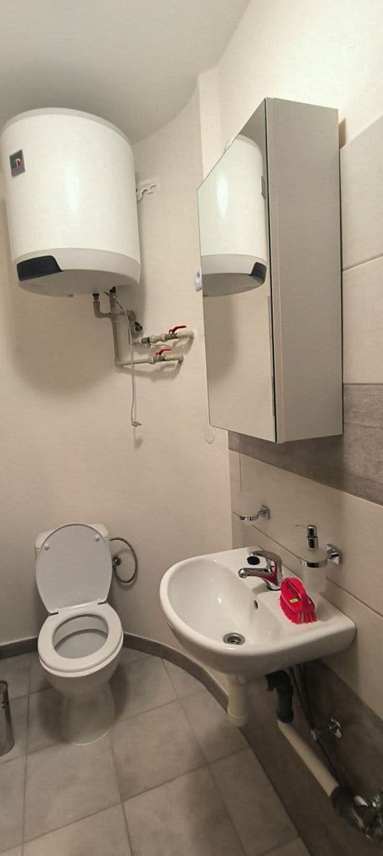 Pronájem bytu 1+1 42 m², Dolní náměstí, Olomouc, Olomoucký kraj Pronájem bytu 1+1 42 m², Dolní náměstí, Olomouc, Olomoucký kraj