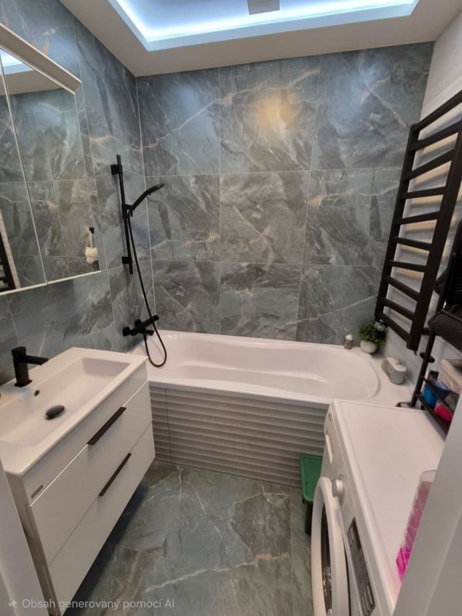 Prodej bytu 3+1 68 m², Herálecká III, Praha, Praha Prodej bytu 3+1 68 m², Herálecká III, Praha, Praha