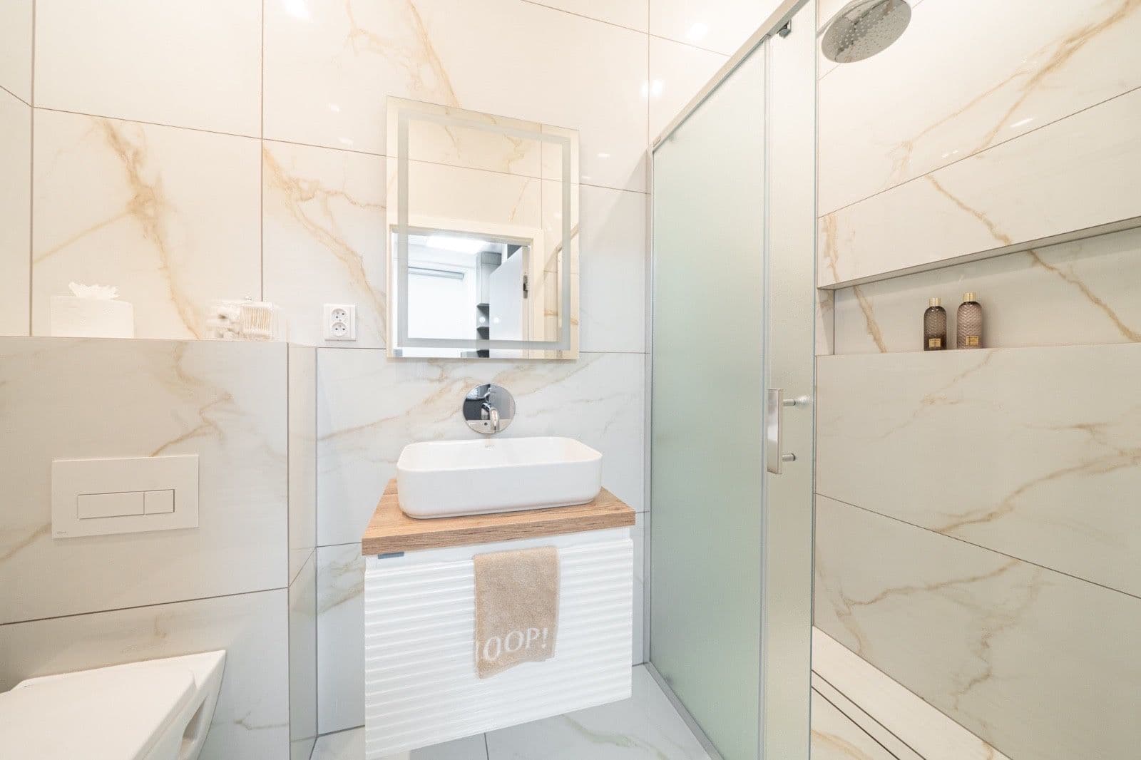 Pronájem bytu 2+kk 58 m², Milady Horákové, Praha, Praha Pronájem bytu 2+kk 58 m², Milady Horákové, Praha, Praha