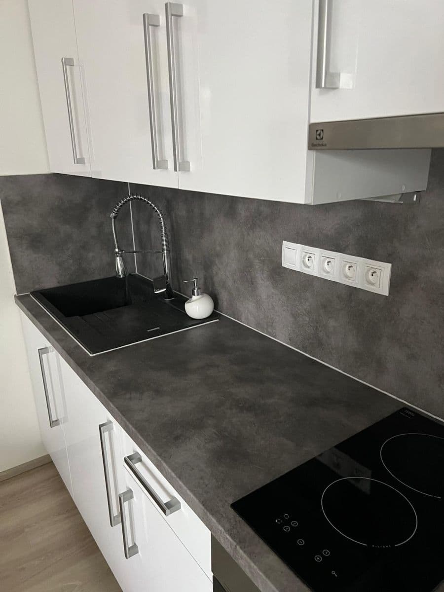 Prodej bytu 1+kk 38 m², Kollárova, Plzeň, Plzeňský kraj Prodej bytu 1+kk 38 m², Kollárova, Plzeň, Plzeňský kraj