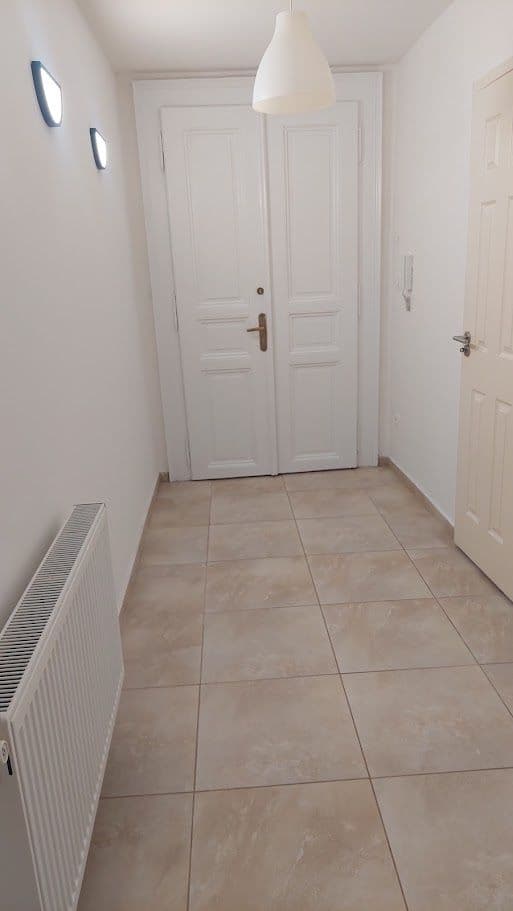 Pronájem bytu 2+kk 42 m², Pernerova, Praha, Praha Pronájem bytu 2+kk 42 m², Pernerova, Praha, Praha