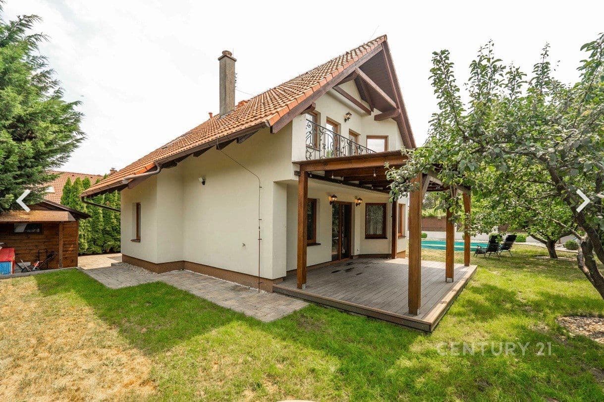 Prodej domu 157 m², pozemek 649 m², Dobročovice, Středočeský kraj Prodej domu 157 m², pozemek 649 m², Dobročovice, Středočeský kraj