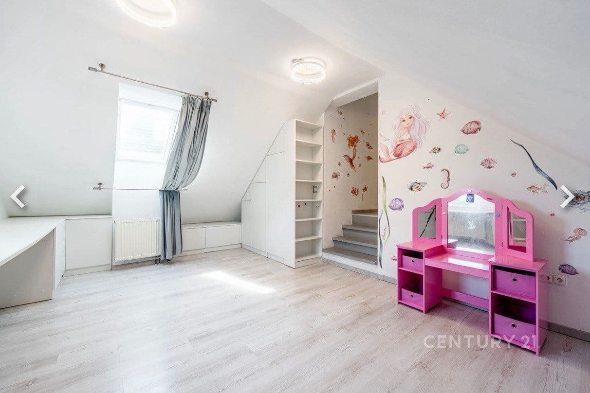Prodej domu 157 m², pozemek 649 m², Dobročovice, Středočeský kraj Prodej domu 157 m², pozemek 649 m², Dobročovice, Středočeský kraj