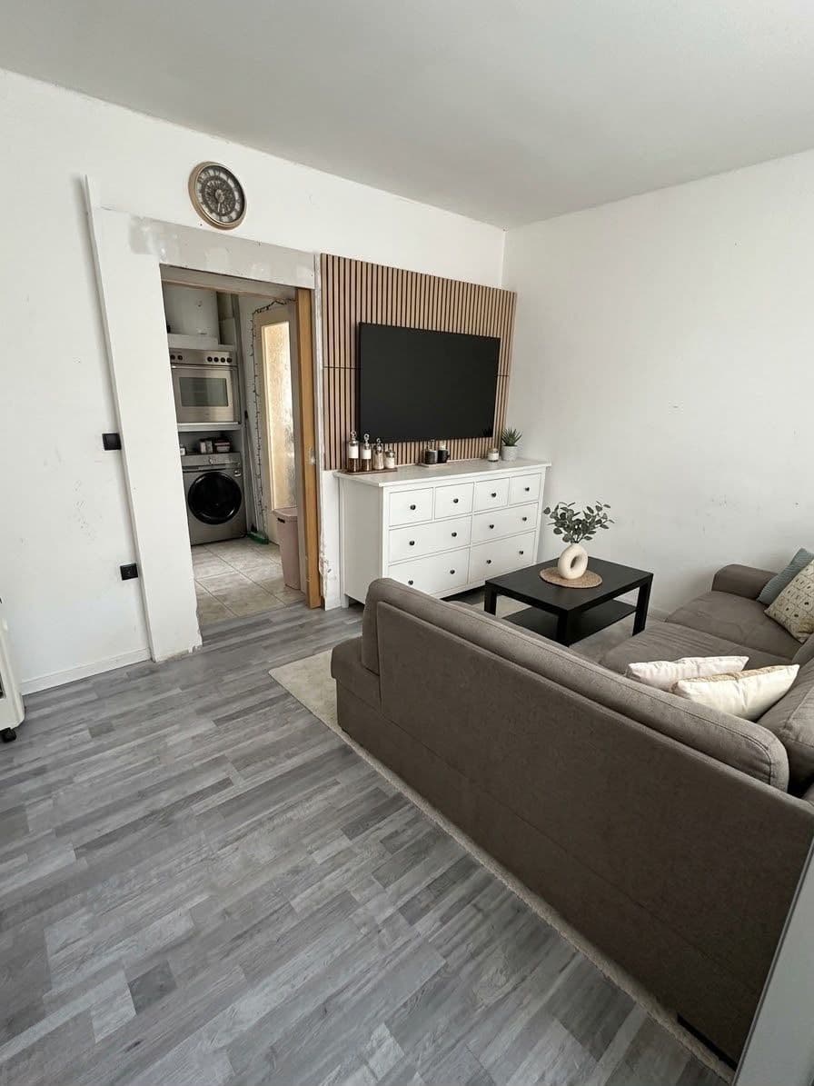 Prodej bytu 2+kk 35 m², Ruská, Kouřim, Středočeský kraj Prodej bytu 2+kk 35 m², Ruská, Kouřim, Středočeský kraj