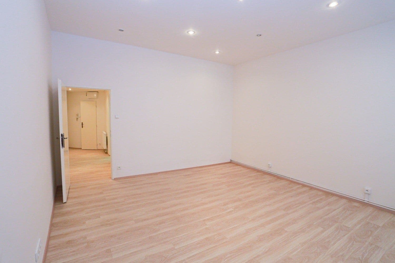 Pronájem bytu 1+1 45 m², Chelčického, Praha, Praha Pronájem bytu 1+1 45 m², Chelčického, Praha, Praha