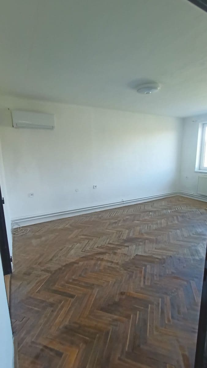Prodej domu 320 m², pozemek 2.197 m², Polní Voděrady, Středočeský kraj Prodej domu 320 m², pozemek 2.197 m², Polní Voděrady, Středočeský kraj