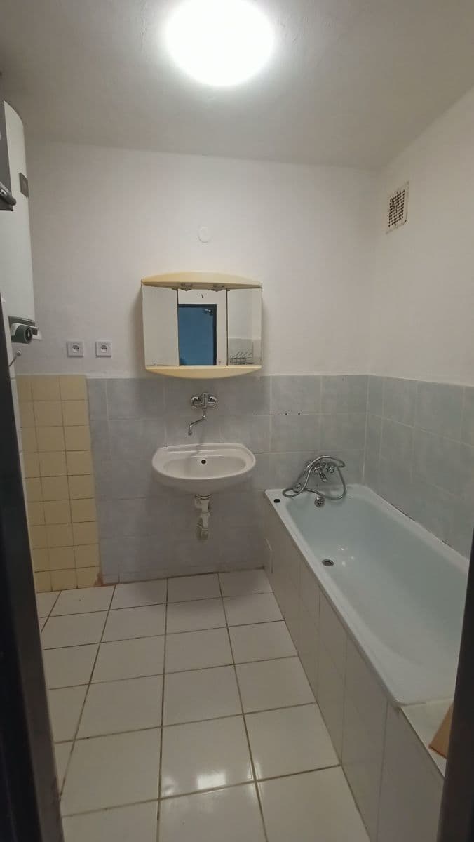Prodej domu 320 m², pozemek 2.197 m², Polní Voděrady, Středočeský kraj Prodej domu 320 m², pozemek 2.197 m², Polní Voděrady, Středočeský kraj