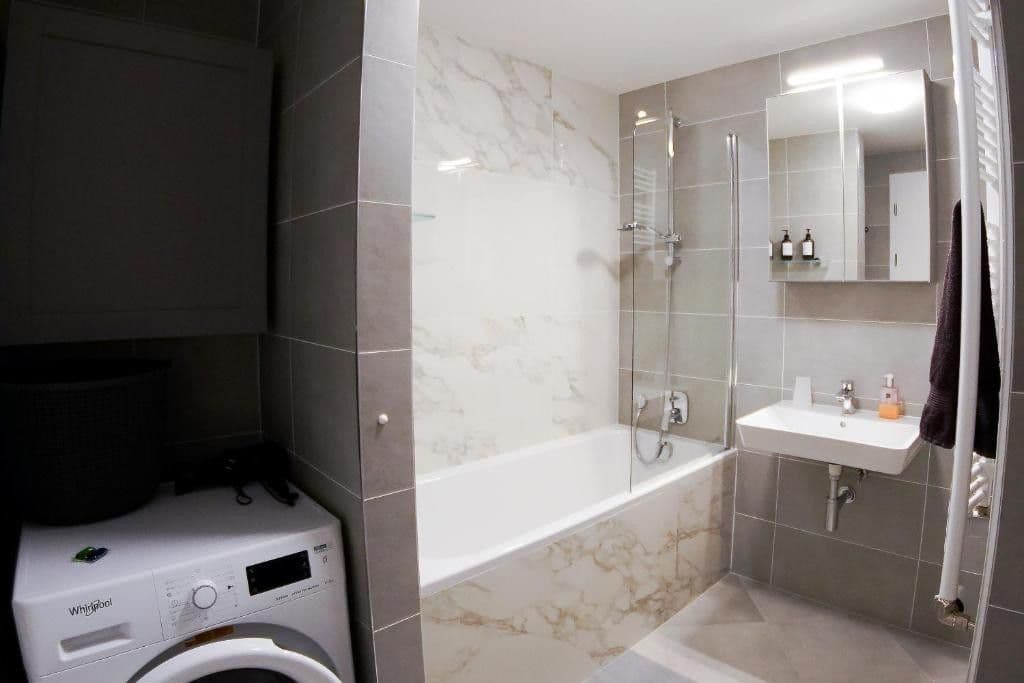 Pronájem bytu 2+kk 54 m², Jankovcova, Praha, Praha Pronájem bytu 2+kk 54 m², Jankovcova, Praha, Praha