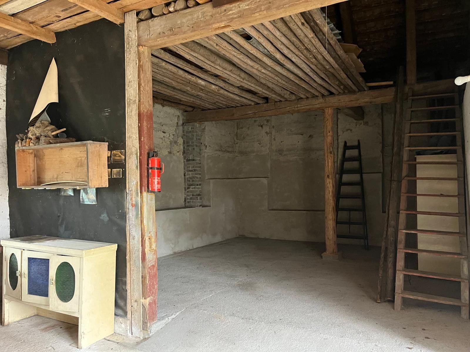 Prodej domu 100 m², pozemek 2.200 m², Březová, Středočeský kraj Prodej domu 100 m², pozemek 2.200 m², Březová, Středočeský kraj