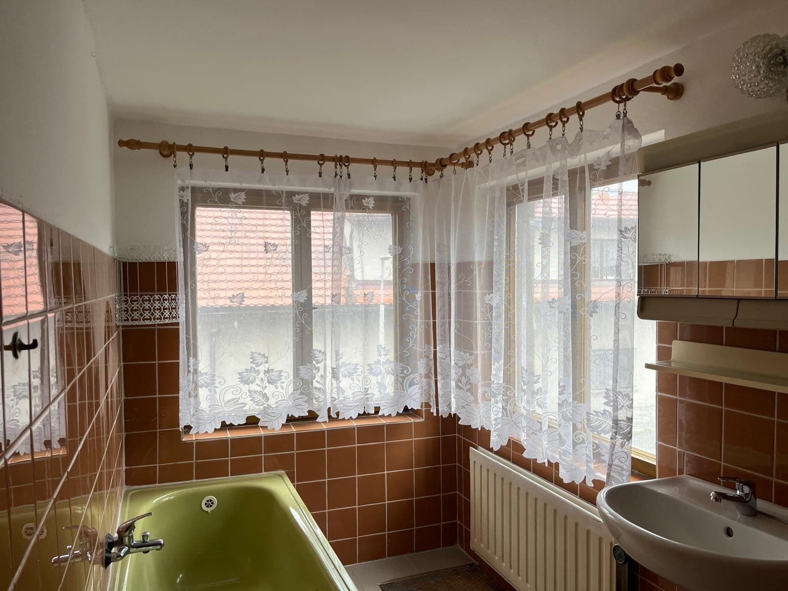 Prodej domu 100 m², pozemek 2.200 m², Březová, Středočeský kraj Prodej domu 100 m², pozemek 2.200 m², Březová, Středočeský kraj