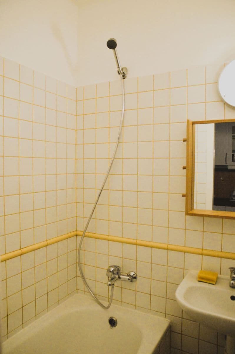 Pronájem bytu 33 m², Seifertova, Praha, Praha Pronájem bytu 33 m², Seifertova, Praha, Praha