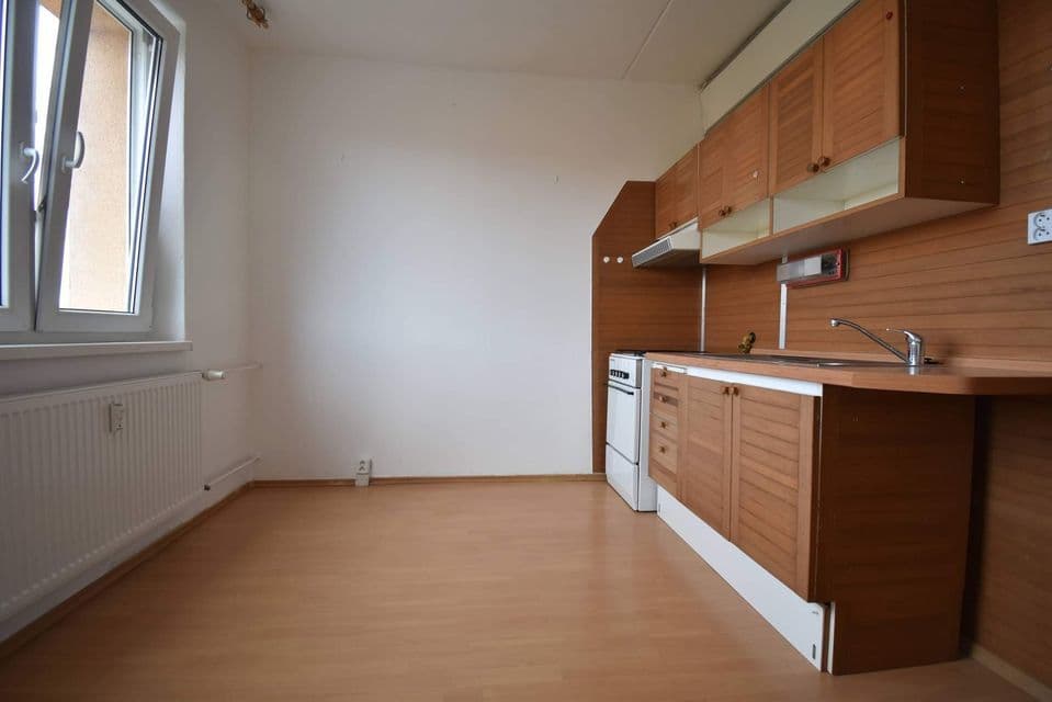 Pronájem bytu 1+1 40 m², Na Borku, Jirkov, Ústecký kraj Pronájem bytu 1+1 40 m², Na Borku, Jirkov, Ústecký kraj