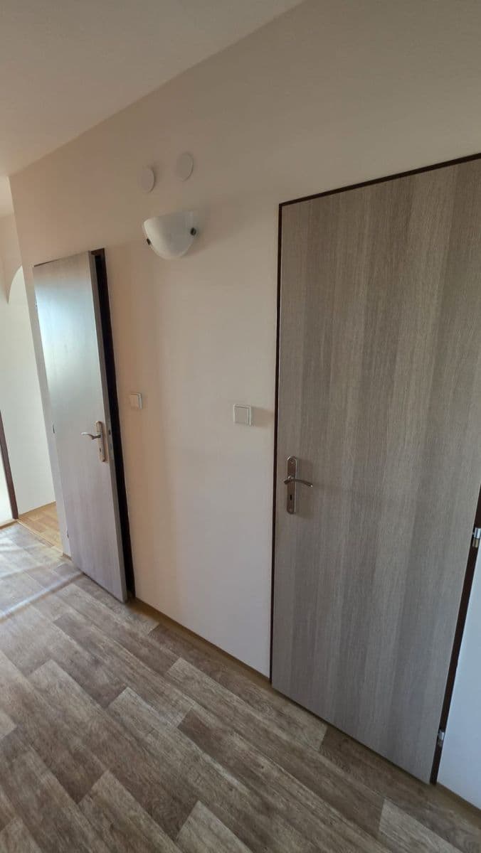Pronájem bytu 2+kk 42 m², Vitry, Kladno, Středočeský kraj Pronájem bytu 2+kk 42 m², Vitry, Kladno, Středočeský kraj