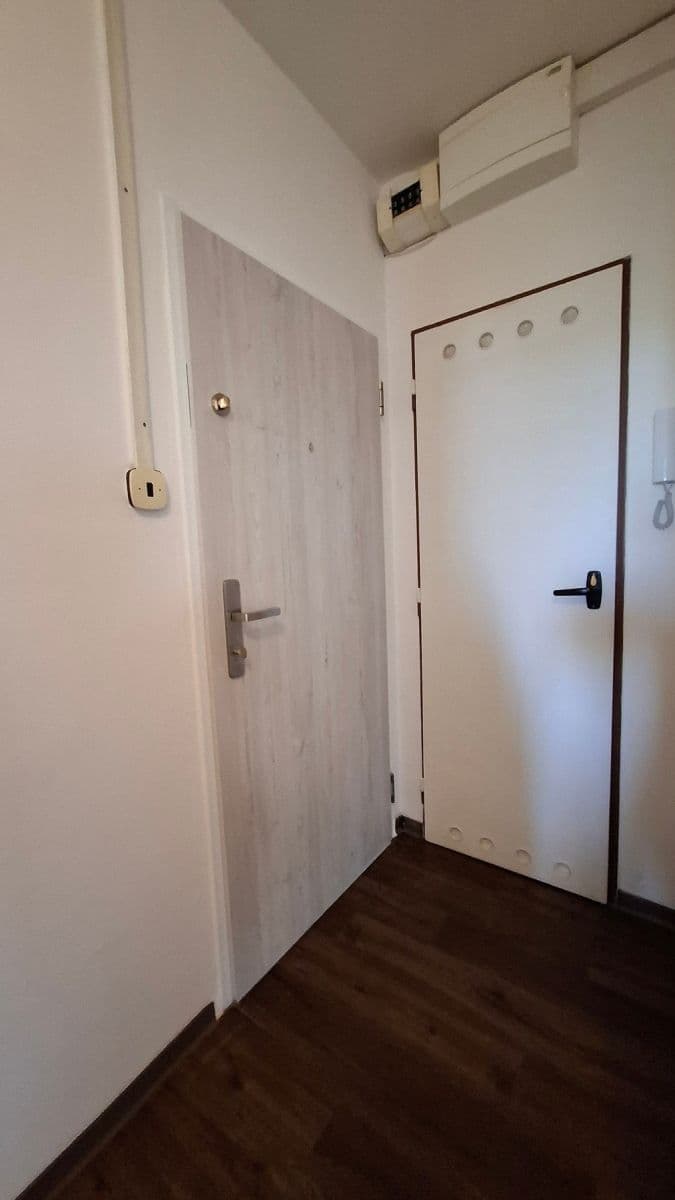 Pronájem bytu 2+1 51 m², Tobrucká, Praha, Praha Pronájem bytu 2+1 51 m², Tobrucká, Praha, Praha