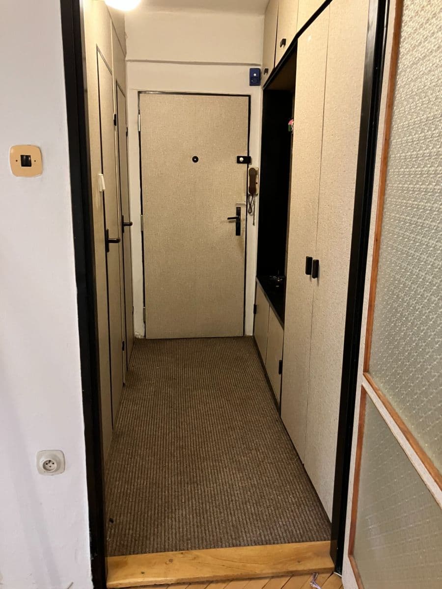 Prodej bytu 2+1 60 m², Masarykova, Roztoky, Středočeský kraj Prodej bytu 2+1 60 m², Masarykova, Roztoky, Středočeský kraj