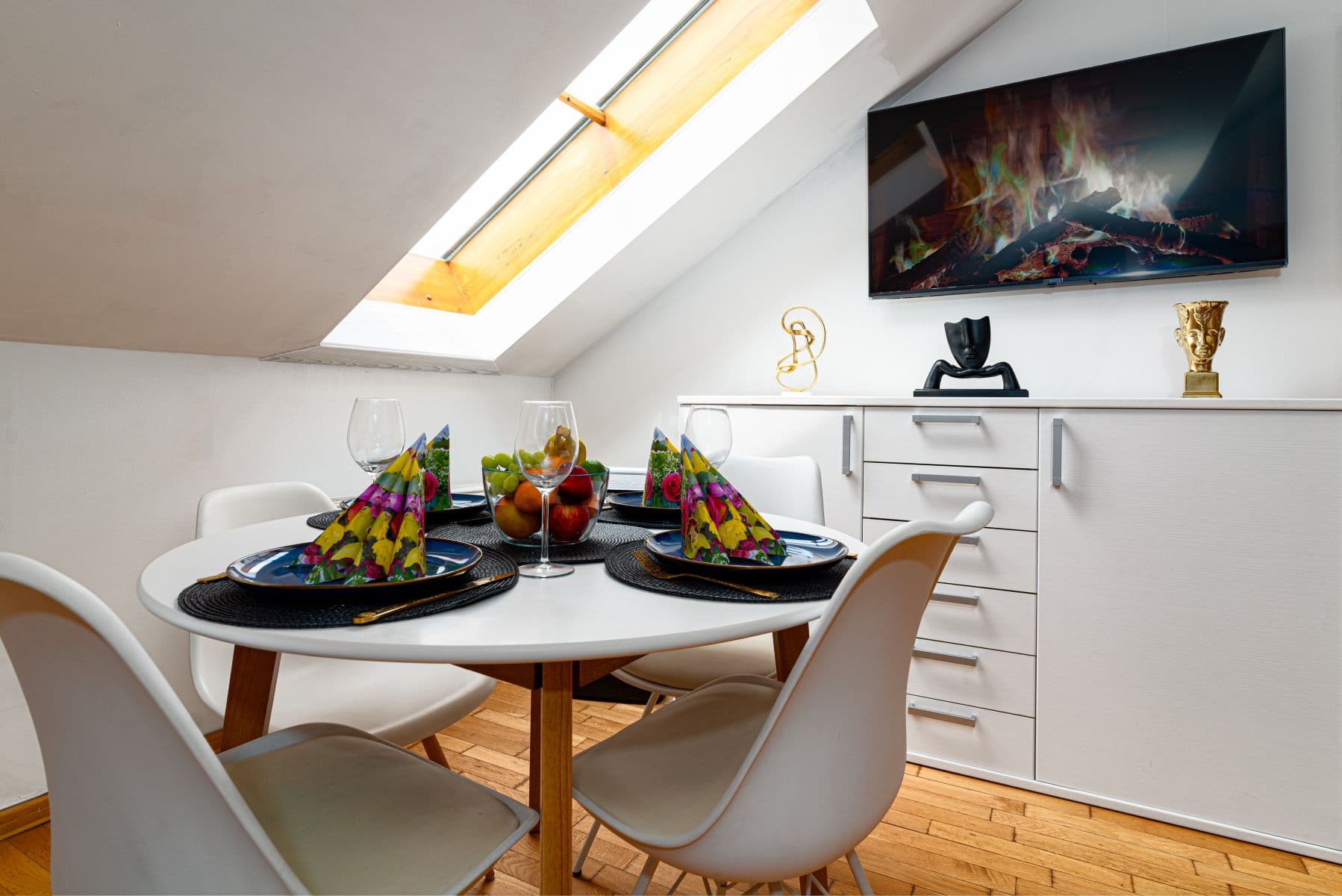 Pronájem bytu 124 m², Zborovská, Praha, Praha Pronájem bytu 124 m², Zborovská, Praha, Praha