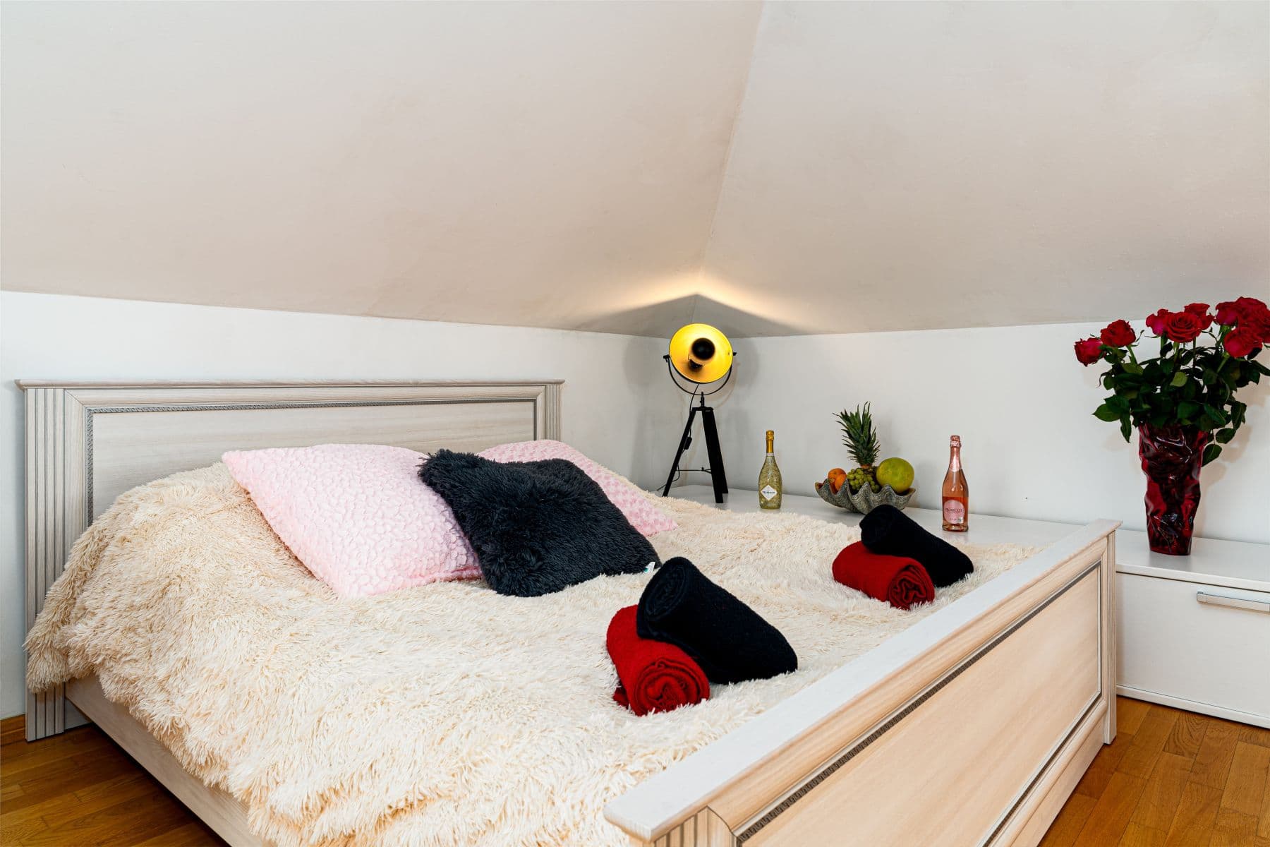 Pronájem bytu 124 m², Zborovská, Praha, Praha Pronájem bytu 124 m², Zborovská, Praha, Praha