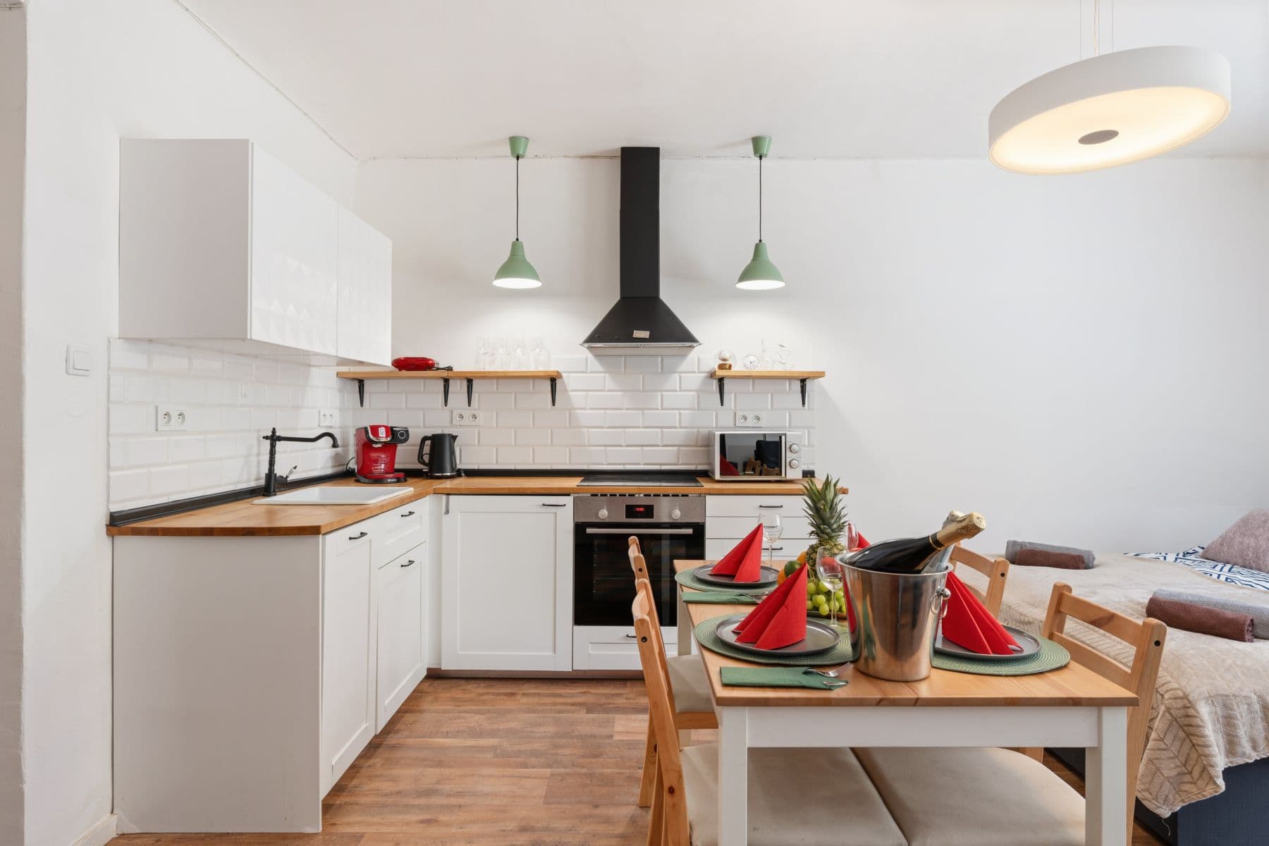 Pronájem bytu 84 m², Moravská, Praha, Praha Pronájem bytu 84 m², Moravská, Praha, Praha