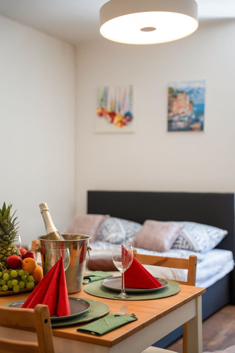 Pronájem bytu 84 m², Moravská, Praha, Praha Pronájem bytu 84 m², Moravská, Praha, Praha
