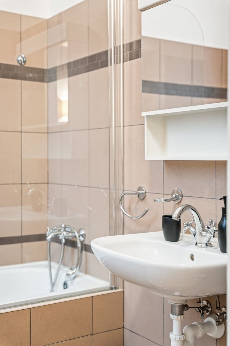 Pronájem bytu 84 m², Milady Horákové, Praha, Praha Pronájem bytu 84 m², Milady Horákové, Praha, Praha