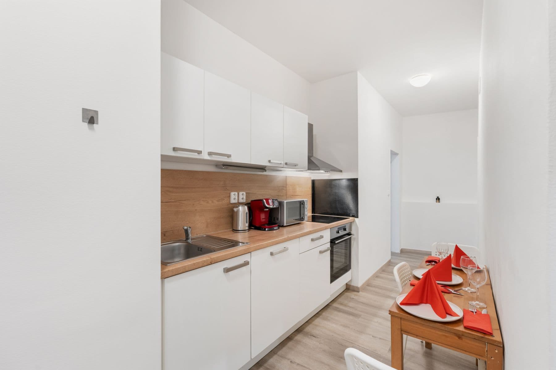 Pronájem bytu 60 m², Košická, Praha, Praha Pronájem bytu 60 m², Košická, Praha, Praha