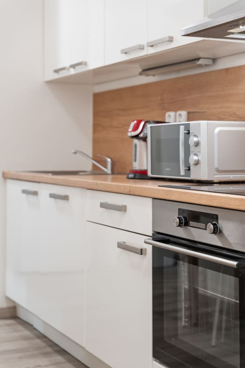 Pronájem bytu 60 m², Košická, Praha, Praha Pronájem bytu 60 m², Košická, Praha, Praha