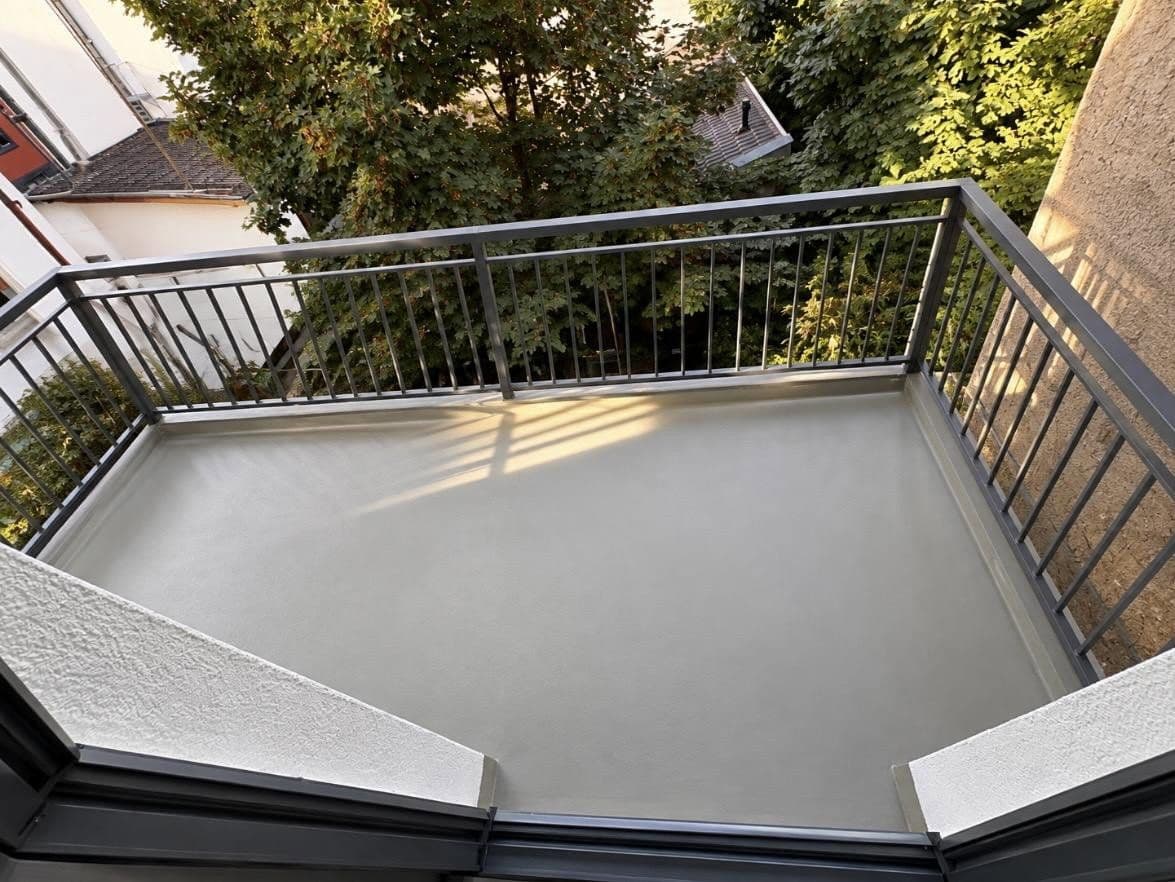 Pronájem bytu 3+1 82 m², Bonn, Severní Porýní-Vestfálsko Pronájem bytu 3+1 82 m², Bonn, Severní Porýní-Vestfálsko