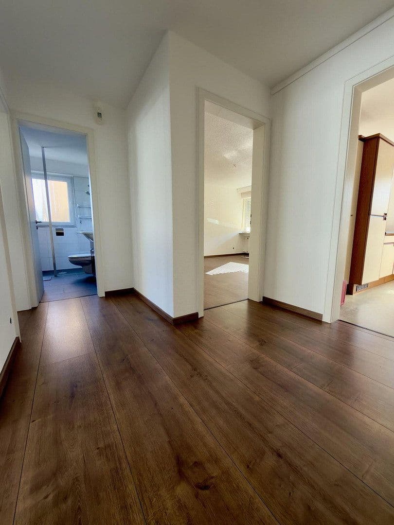 Pronájem bytu 3+1 64 m², Kernen im Remstal, Bádensko-Württembersko Pronájem bytu 3+1 64 m², Kernen im Remstal, Bádensko-Württembersko