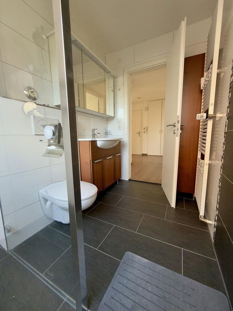 Pronájem bytu 3+1 64 m², Kernen im Remstal, Bádensko-Württembersko Pronájem bytu 3+1 64 m², Kernen im Remstal, Bádensko-Württembersko