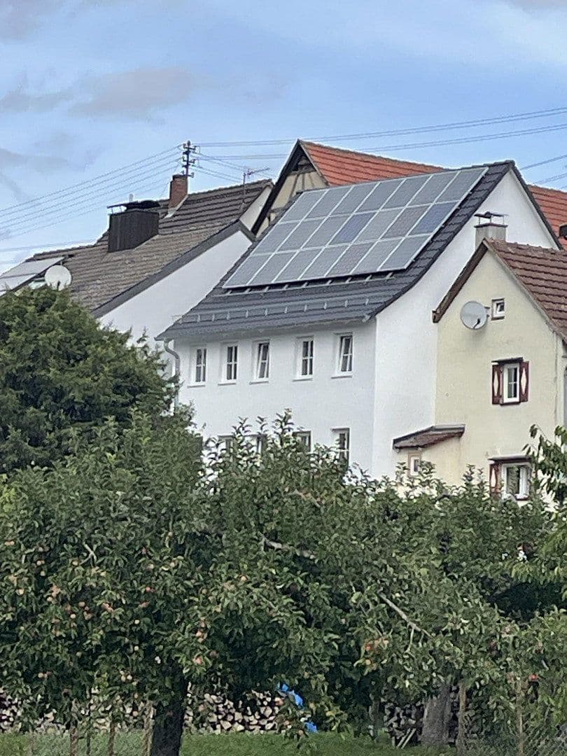 Pronájem domu 115 m², pozemek 84 m², Zum Brünnle 19, Tauberbischofsheim, Bádensko-Württembersko Pronájem domu 115 m², pozemek 84 m², Zum Brünnle 19, Tauberbischofsheim, Bádensko-Württembersko