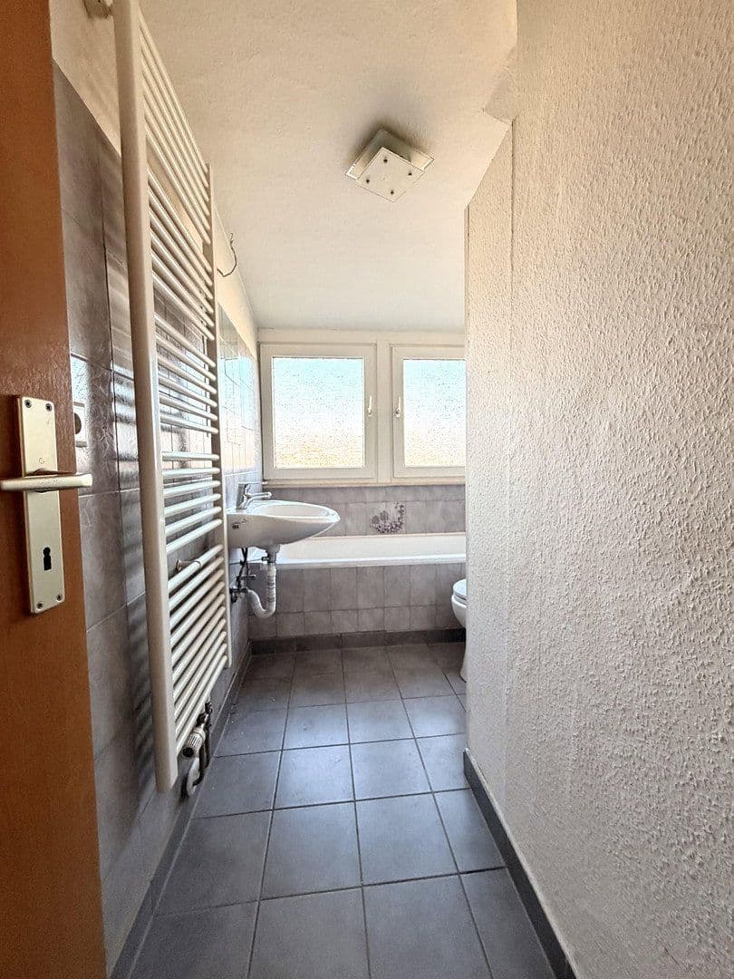 Prodej bytu 4+1 85 m², Herzog-Berhnhard-Straße 134, Nürnberg, Bavorsko Prodej bytu 4+1 85 m², Herzog-Berhnhard-Straße 134, Nürnberg, Bavorsko