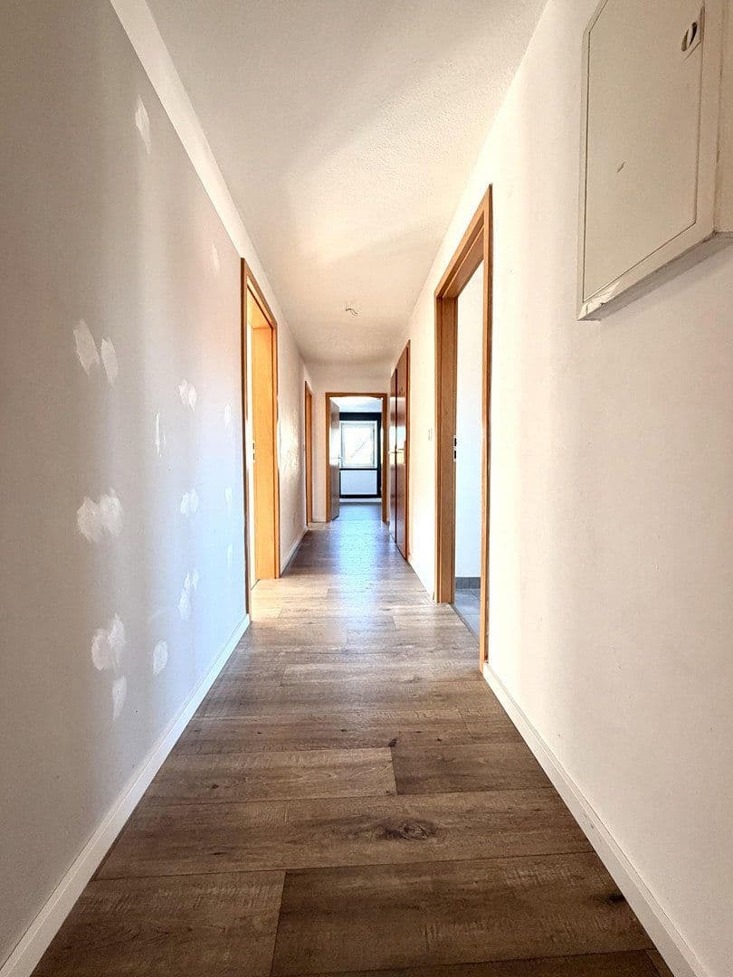 Prodej bytu 4+1 85 m², Herzog-Berhnhard-Straße 134, Nürnberg, Bavorsko Prodej bytu 4+1 85 m², Herzog-Berhnhard-Straße 134, Nürnberg, Bavorsko