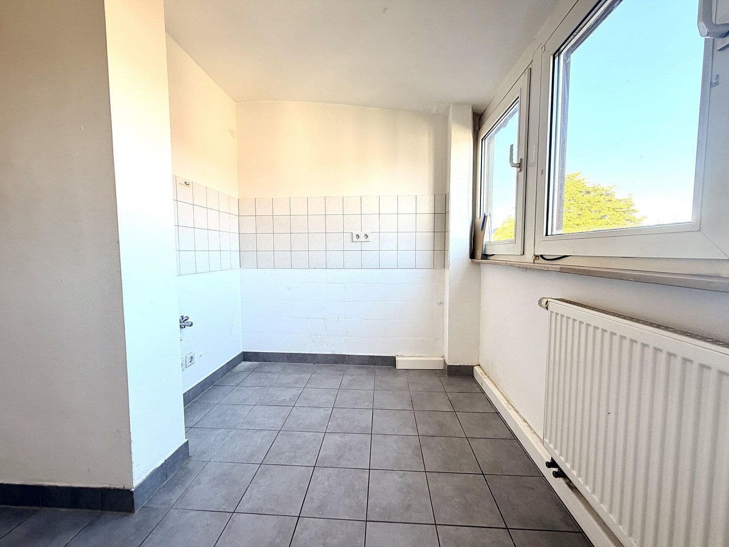 Prodej bytu 4+1 85 m², Herzog-Berhnhard-Straße 134, Nürnberg, Bavorsko Prodej bytu 4+1 85 m², Herzog-Berhnhard-Straße 134, Nürnberg, Bavorsko