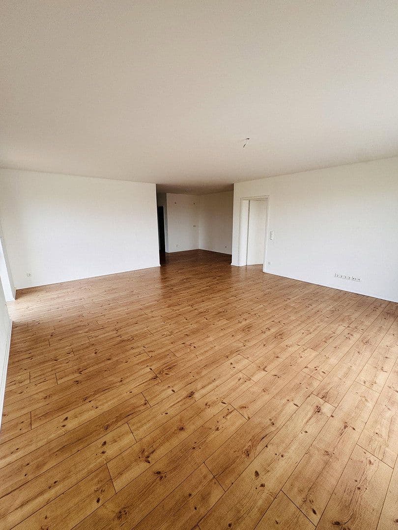 Pronájem bytu 2+kk 95 m², Triftäcker 31, Hemau, Bavorsko Pronájem bytu 2+kk 95 m², Triftäcker 31, Hemau, Bavorsko
