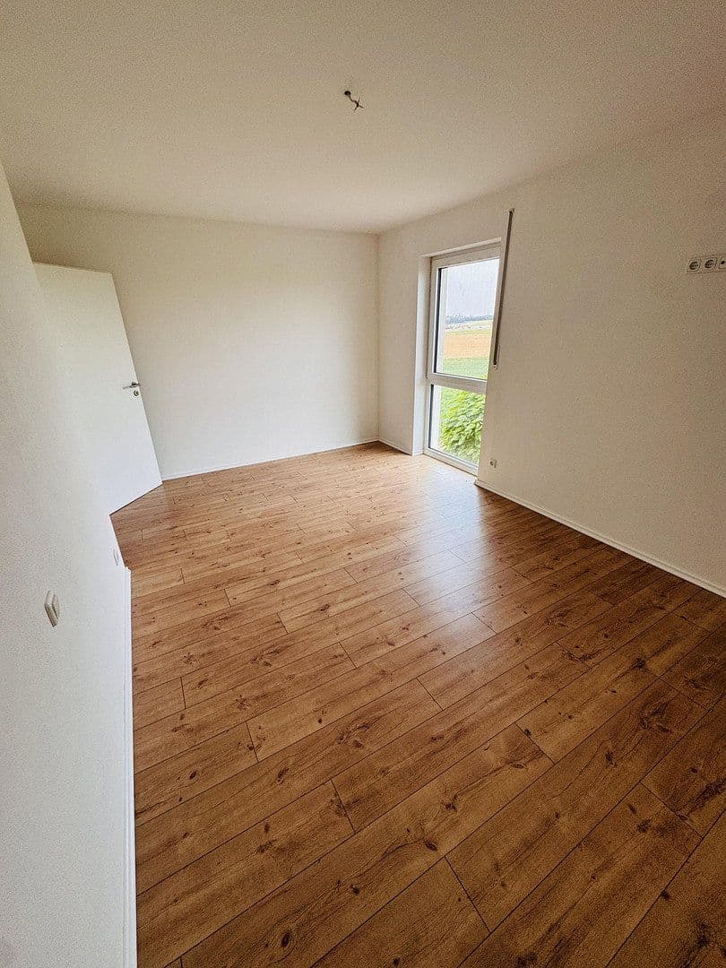 Pronájem bytu 2+kk 95 m², Triftäcker 31, Hemau, Bavorsko Pronájem bytu 2+kk 95 m², Triftäcker 31, Hemau, Bavorsko
