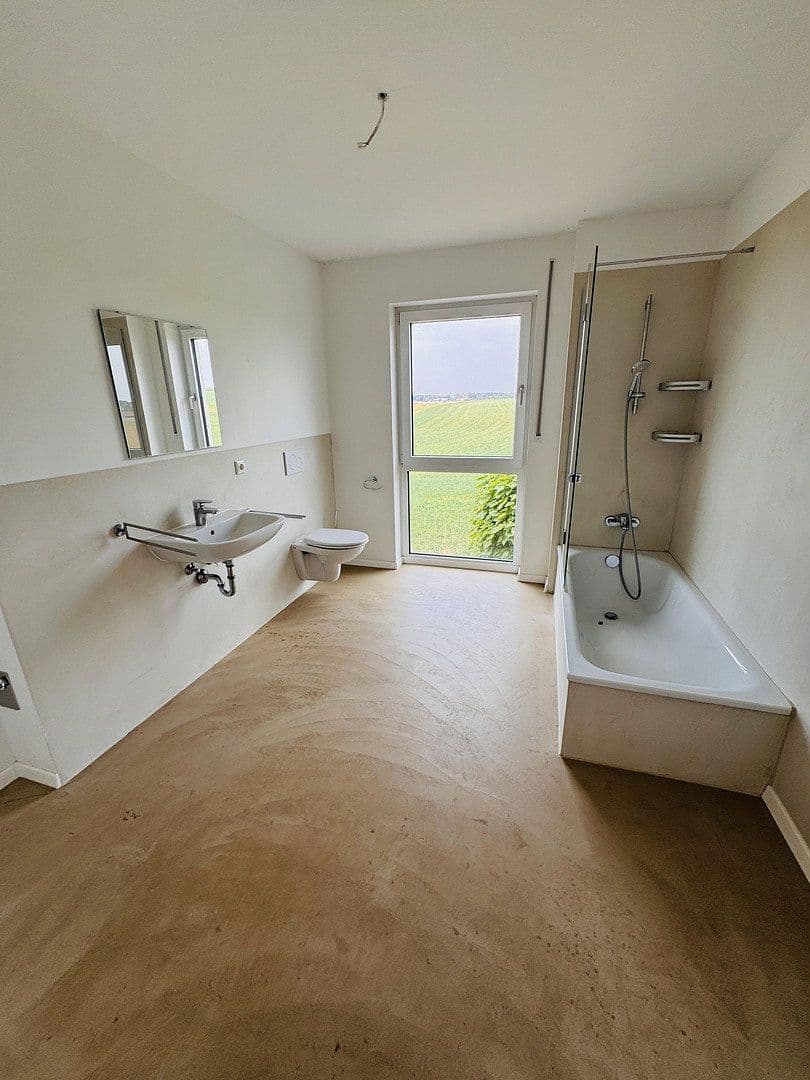 Pronájem bytu 2+kk 95 m², Triftäcker 31, Hemau, Bavorsko Pronájem bytu 2+kk 95 m², Triftäcker 31, Hemau, Bavorsko