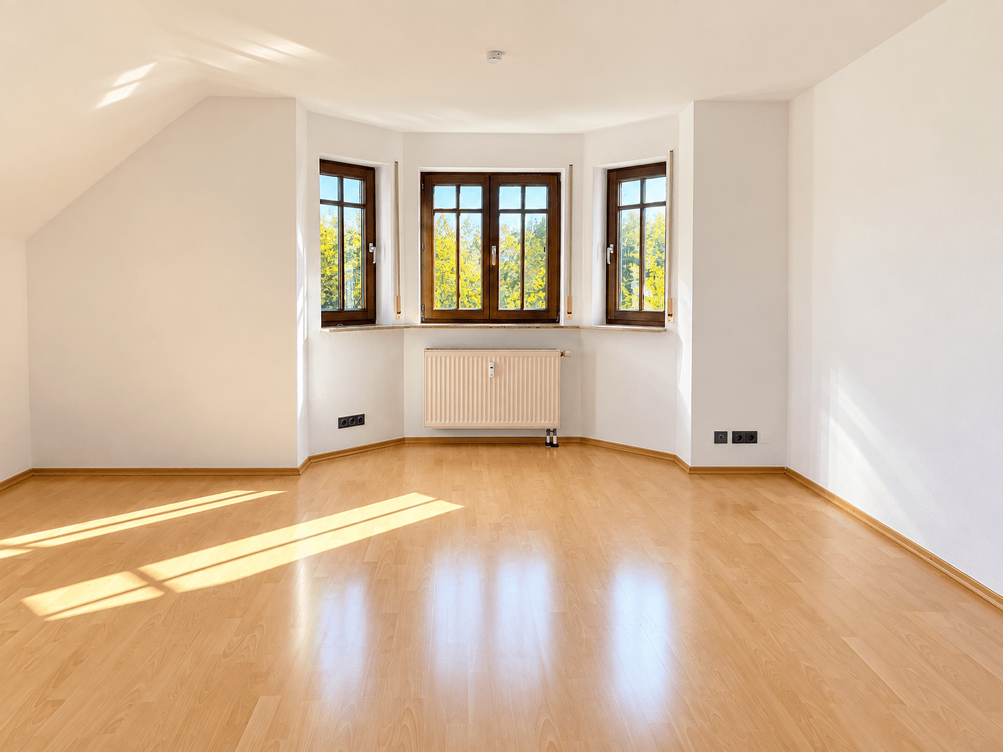 Prodej bytu 4+1 87 m², Ingelfingen, Bádensko-Württembersko Prodej bytu 4+1 87 m², Ingelfingen, Bádensko-Württembersko