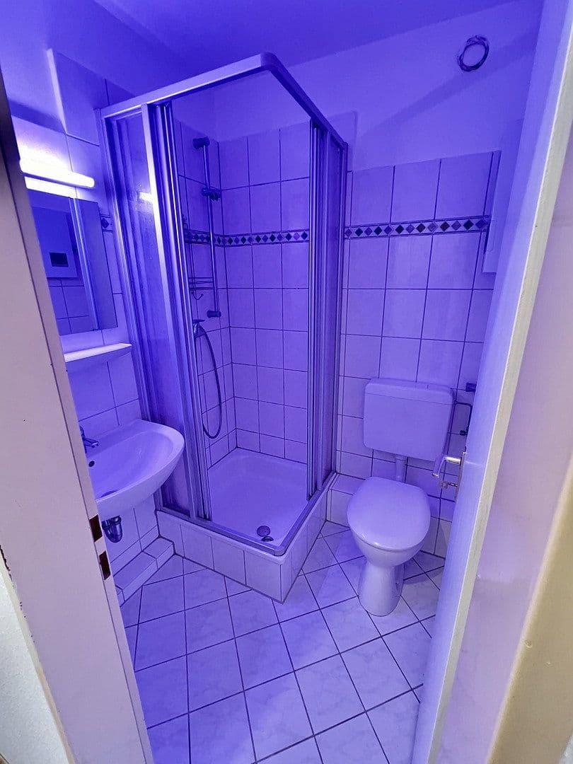 Pronájem bytu 1+1 30 m², Wuppertal, Severní Porýní-Vestfálsko Pronájem bytu 1+1 30 m², Wuppertal, Severní Porýní-Vestfálsko